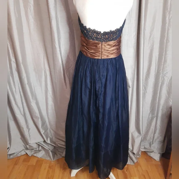 Silk Nicole Farhi Ballgown Navy Blue & Bronze full skirt Strapless bodice UK 14 - Picture 7 of 12